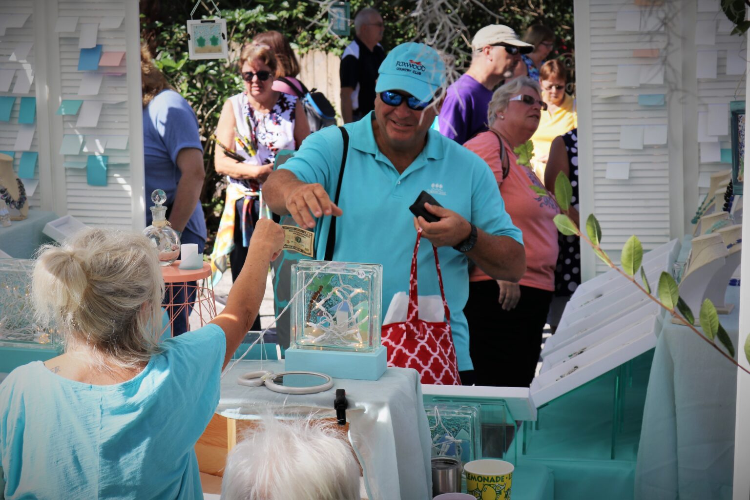 EXHIBIT • Mount Dora Spring Festival of Arts and Crafts